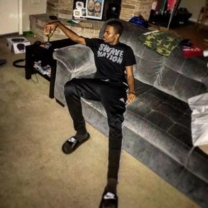 Meet your Posher, Adonis